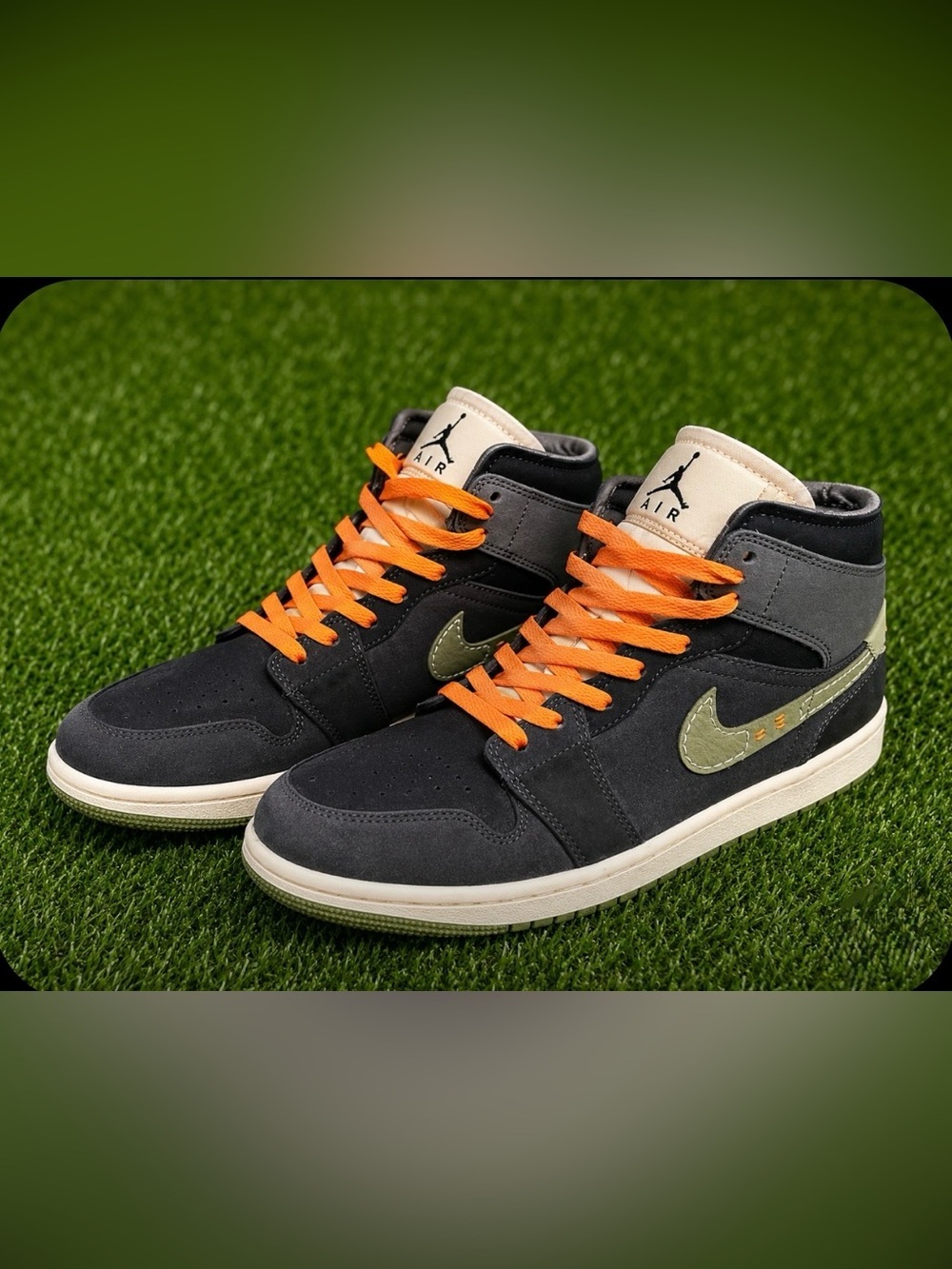 Nike Air Jordan 1 Mid SE Craft Anthracite Light Olive FD6817-003 Size 11.5